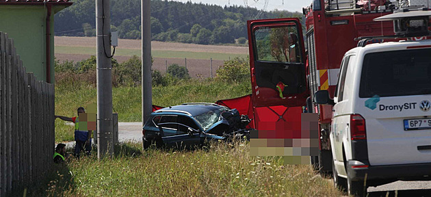 Při střetu s náklaďákem na Plzeňsku zemřel řidič osobního vozu
