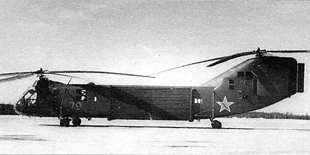 Typů vrtulníků s tandemovými rotory vznikla řada, ale v SSSR jen jeden -  iDNES.cz
