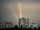Rakety z ruského Belgorodu nad Charkovem (15. srpna 2022)