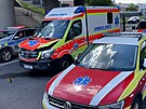Sanitka srazila v Praze chodce, kter� j� vb�hl do cesty.
