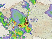 Do Česka dorazily bouřky. Nejvýraznější od jihu postupují do Středočeského...