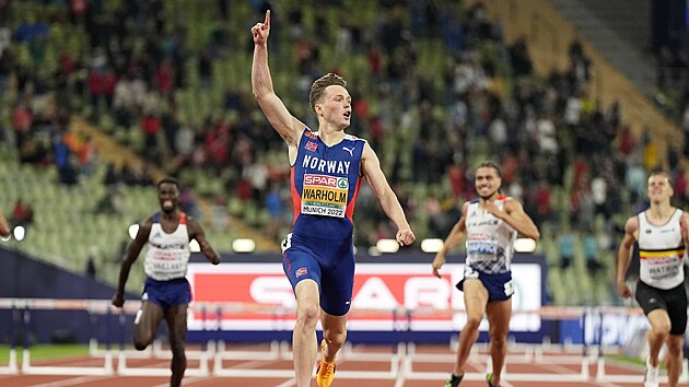 Karsten Warholm vtz ve finle bhu na 400 metr pekek na atletickm ME v...