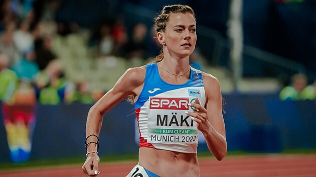 Kristiina Mki ve finlovm zvod na 1500 metr na atletickm ME v Mnichov.