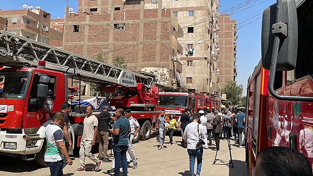 Při požáru koptského kostela v egyptském městě Gíza v neděli zahynulo několik desítek lidí. (14. srpna 2022)