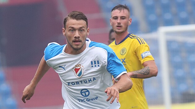 Hr�� Ban�ku Ostrava Robert Mi�kovi� v z�pase proti Zl�nu.