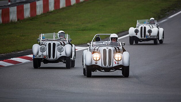 AvD Oldtimer Grand Prix Nrburgring 2022 klepe na dvee