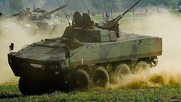 Dny NATO v Ostrav - Obrnné vozidlo Rosomák polské armády.