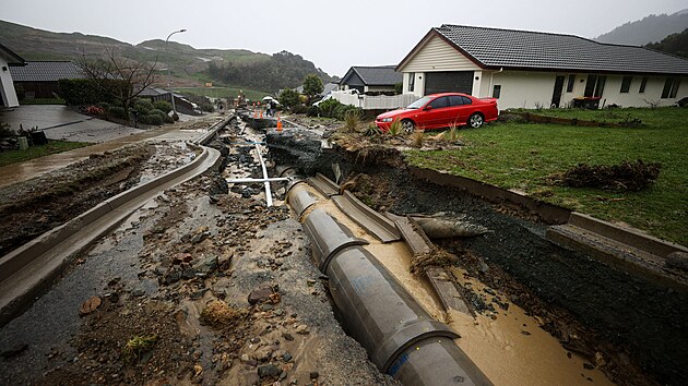 Nový Zéland bičují prudké deště, působí komplikace v dopravě a stovky lidí musely opustit své domovy. (17. srpna 2022)