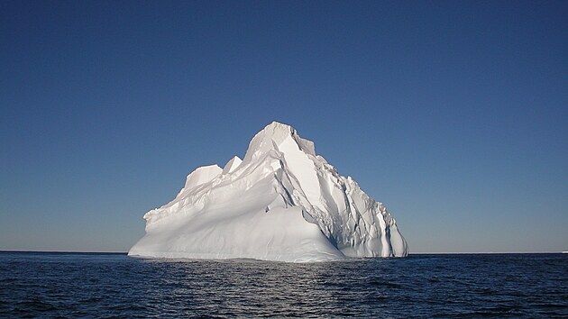 Arktick ledovec zachycen v lednu 2022