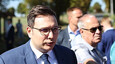 Ministr zahraničí Jan Lipavský před jednáním vlády na zámku Liblice u Mělníka....