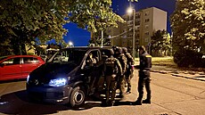 Policisté zasahovali kvůli střelbě v Plzni na Skvrňanech.