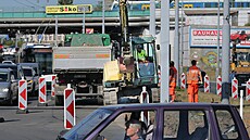 Opravy na kiovatce ulic U Prazdroje a Jatení v Plzni komplikovaly dopravu....