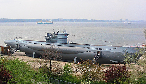 Ponorka U-1206 byla typu VIIC. Jednu takovou si mete prohlédnout v muzeu v...