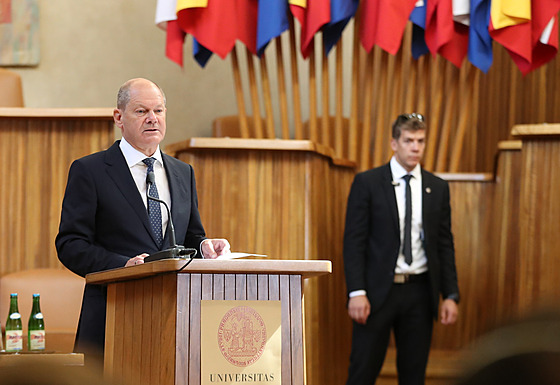 Nmecký kanclé Olaf Scholz vystoupil v praském Karolinu na téma Budoucnost...