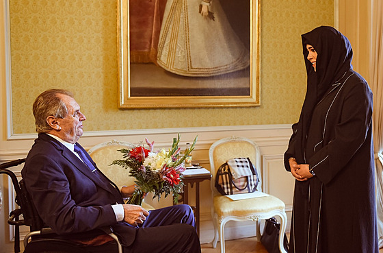 Prezident Milo Zeman pijal na zámku v Lánech dubajskou princeznu. (22. srpna...
