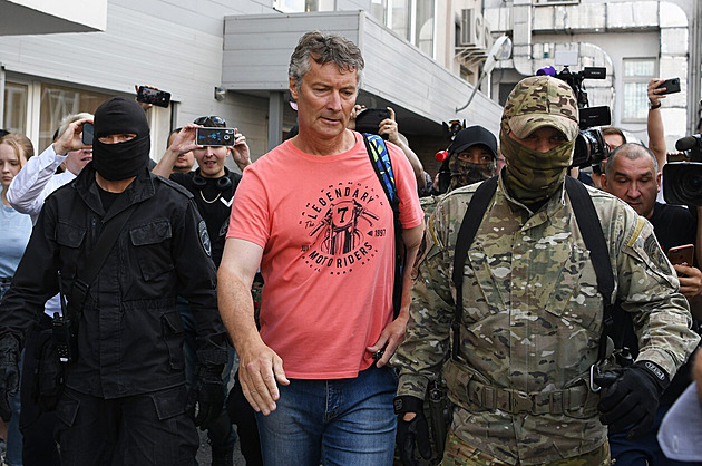 Bývalému starostovi Jekatěrinburgu hrozí za kritiku války pět let vězení