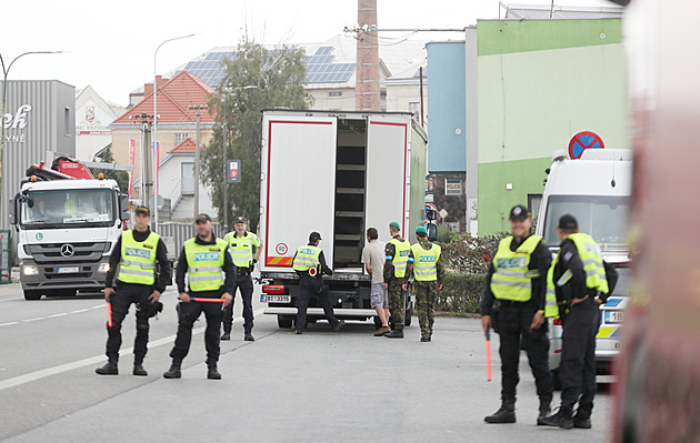 Rakousko reaguje na krok české vlády, od čtvrtka zahajuje hraniční kontroly