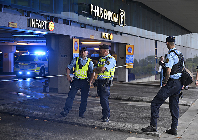 Přes 200 případů střelby v ulicích děsí Švédy. Téma ovládlo volební kampaň