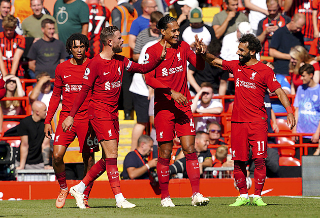 Liverpool dal devět gólů, Haaland hattrick. Arsenal stále bezchybný