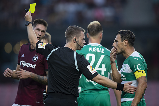 Tři zápasy, 41 kilometrů, 42 let. Fenomenální Jindřišek ohromuje