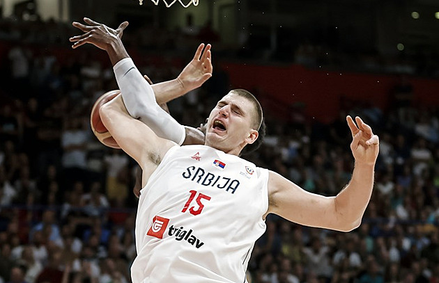 Bitva králů NBA nadchla. Janis sbíral rekordy, výhru má však Jokič