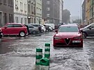Boue v Praze ochromila povrchovou hromadnou dopravu