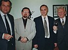 Stanislav Kratochv�l (�pln� vpravo) se sv�mi kolegy: zleva Cyril H�schl, Petr...