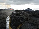 Brn�nsk� vulkanolog Luk� Krm��ek pozoroval zrozen� nov�ho vulk�nu v islandsk�...
