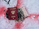 Pasy mrtvých ruských voják na Ukrajin