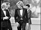 V pánském stylu vyrazila princezna na charitativní ve�e�i, 1988.