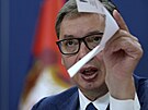 Srbský prezident Aleksandar Vui v nedli vyzval NATO, aby v Kosovu dlalo...
