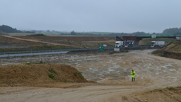 Odpo��vka po dokon�en� nab�dne parkovi�t�, �erpac� stanici i h�i�t� pro d�ti.