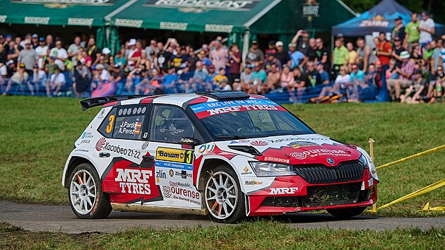 Posdka Pardo Javier a Prez Adrin na Barum Czech Rally ve Zln.