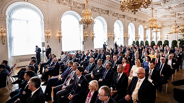 Prezident Milo� Zeman se setkal s �esk�mi velvyslanci a pronesl k nim projev. (23. srpna 2022)