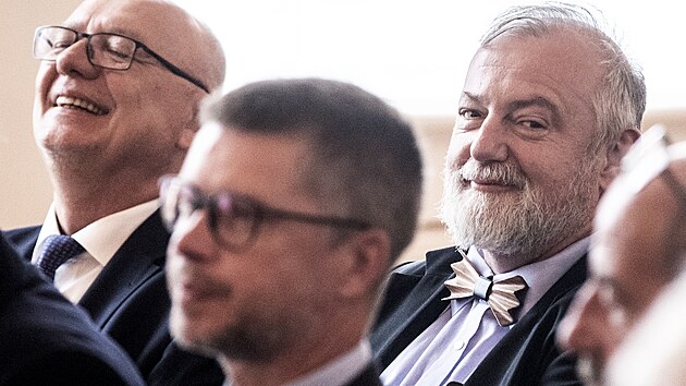 �esk�m velvyslancem v Hanoji se stane kon��c� ambasador ve Spojen�ch st�tech Hynek Kmon��ek - vpravo. (23. srpna 2022)