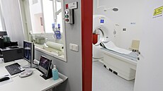 Chebská nemocnice p�edstavila nový po�íta�ový tomograf. (24. srpna 2022)