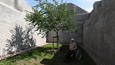 V Loanech na Kolínsku byl slavnostn oteven Památník vnovaný tem odbojm a...