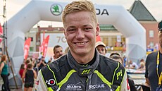 Erik Cais v cíli Barum Czech Rally 2022.