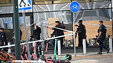 Policisté zasahovali v nákupním centru Emporia ve mst Malmö na jihu védska,...