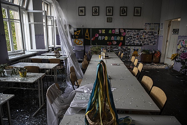 Malí Ukrajinci se mají vrátit do lavic. Bez leteckého krytu škola neotevře