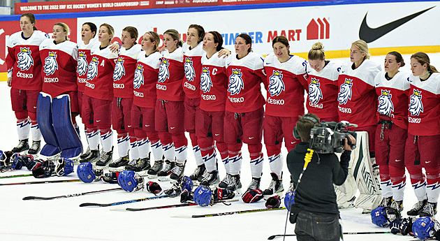 Hokejistky prošly skupinou MS bez zaváhání, ve čtvrtfinále je čeká Finsko