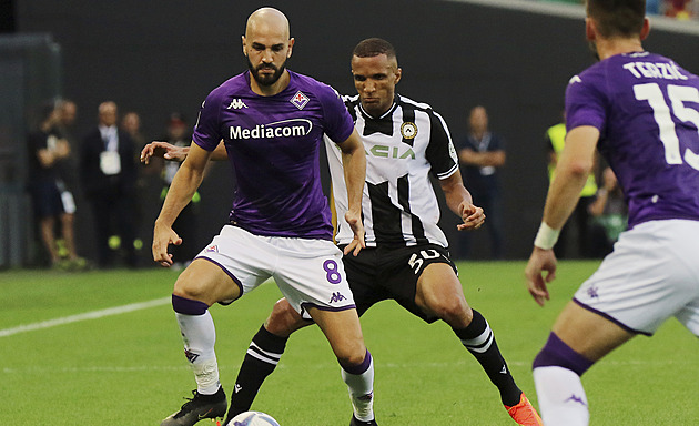 Fiorentina se i s Barákem dál střelecky trápí, na hřišti Udine prohrála