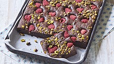 Brownies s ho�kou �okol�dou a malinami 