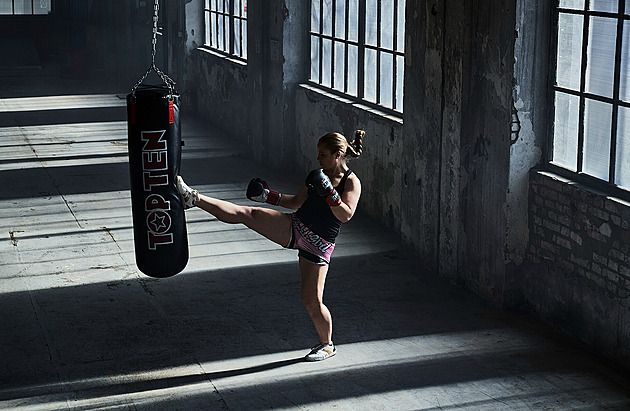 Bojové sporty nejsou o násilí, vybudujete si tak respekt, říká kickboxerka