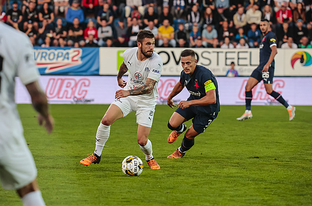 Jak je Holeš důležitý. Nemohl jsem se dočkat, na tribuně jsem se trápil, říká