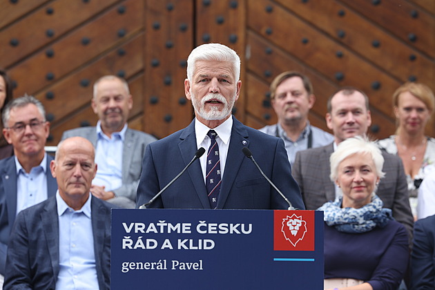 STALO SE DNES: Pavel vyrazil do boje o Hrad, Británie má novou premiérku