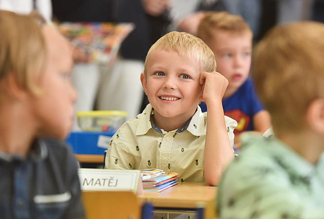Míst ve školách je dost. O některá ale rodiče stojí víc než o jiná