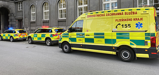 Operátorka čelí obžalobě, místo sanitky poslala k pacientovi koronera