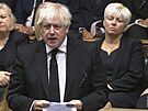Bývalý britský premiér Boris Johnson vzpomíná v dolní komoe parlamentu na...