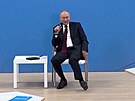 Vladimir Putin na debat se studenty v Kaliningradu